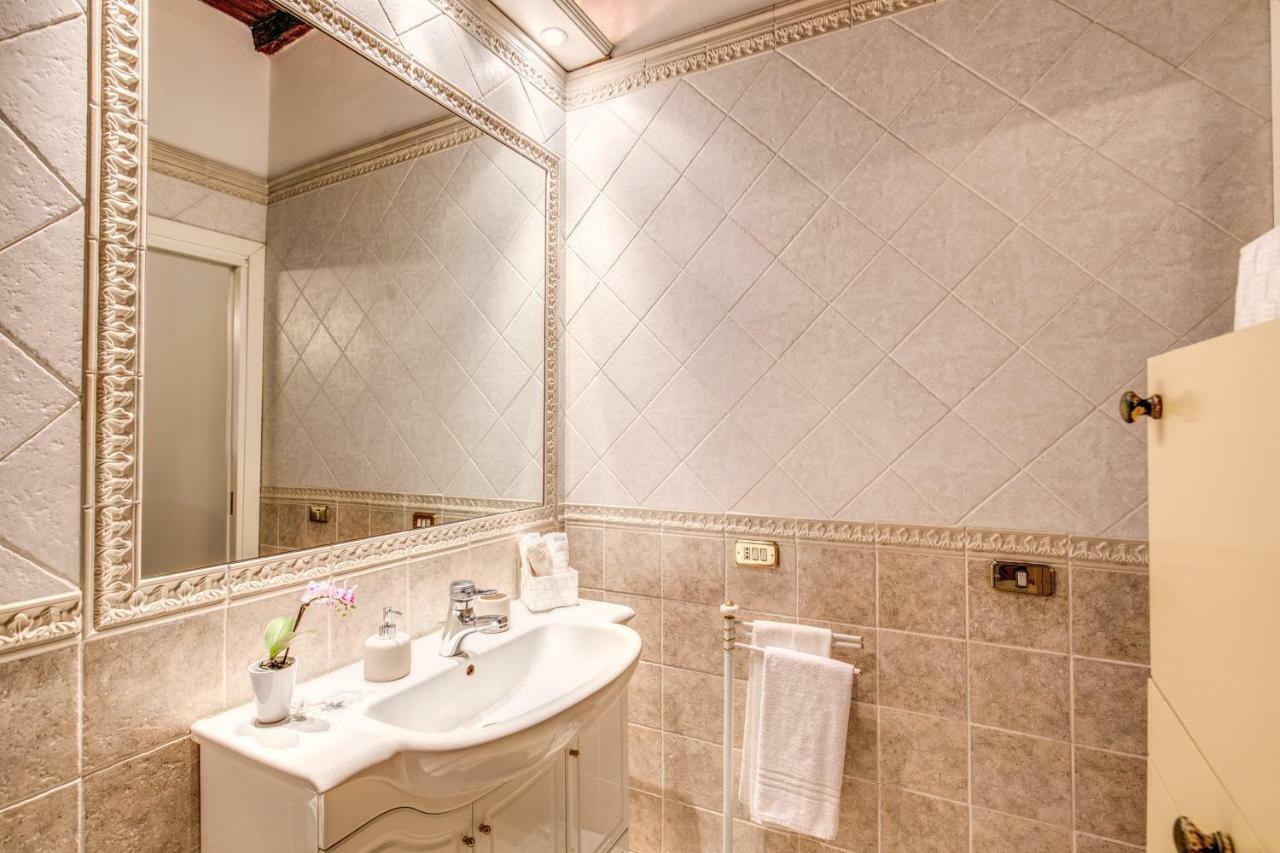 Апартаменты Fresh House Trevi 1 Рим Экстерьер фото