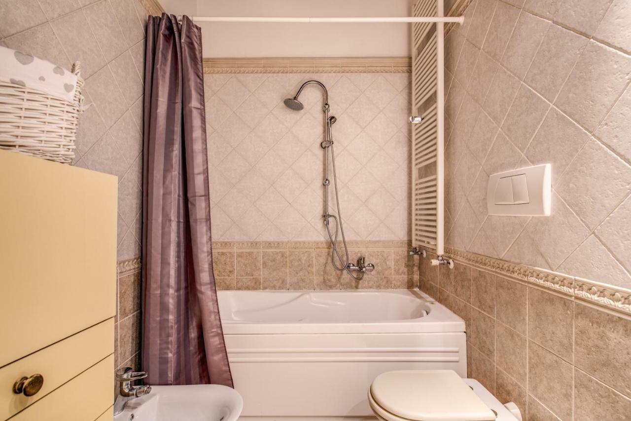 Апартаменты Fresh House Trevi 1 Рим Экстерьер фото